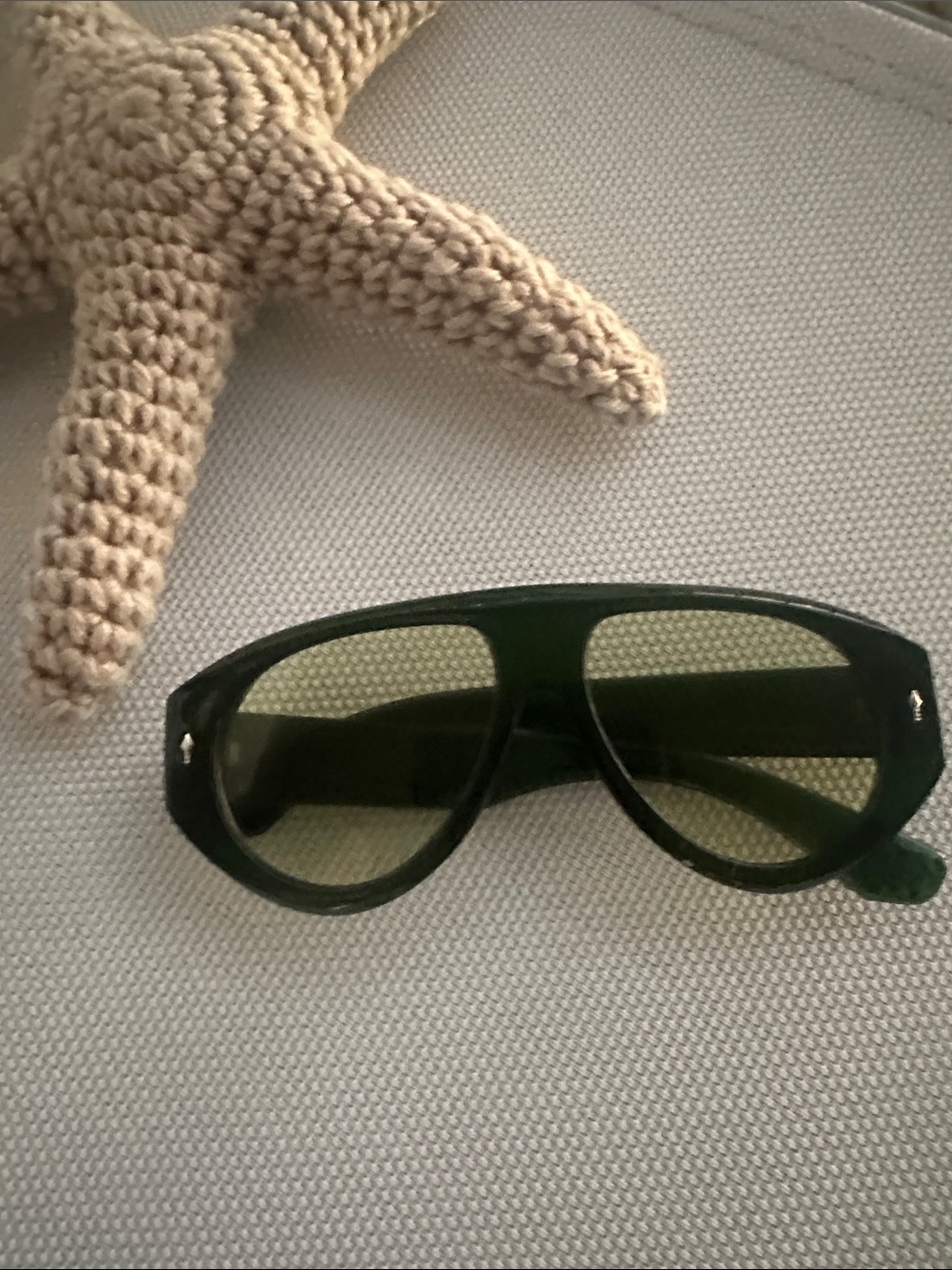 Dark Green Oversized Aviator Sunglasses